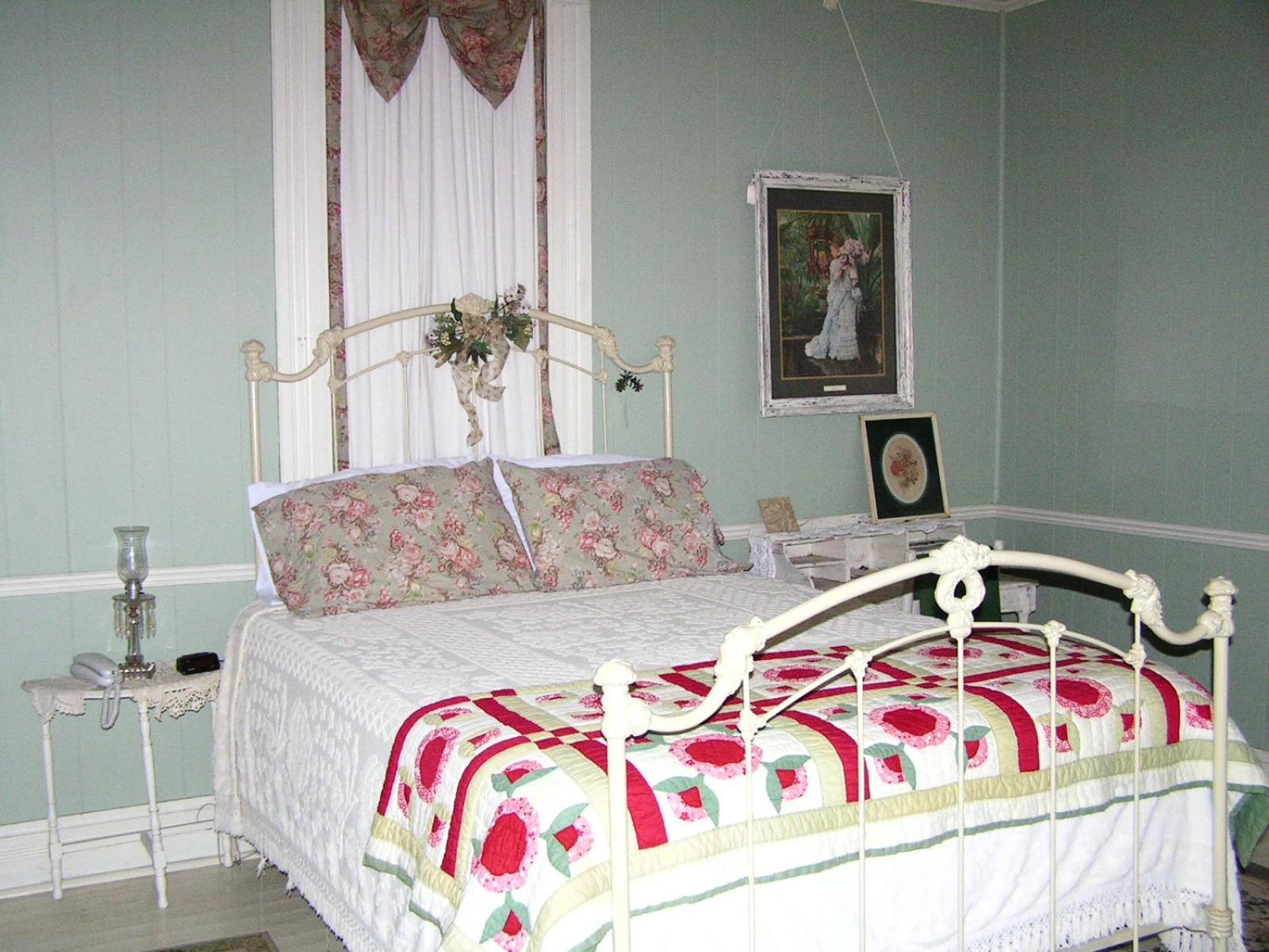 Carleton House Bed And Breakfast Bonham Екстер'єр фото